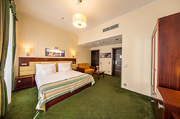 Hotel President