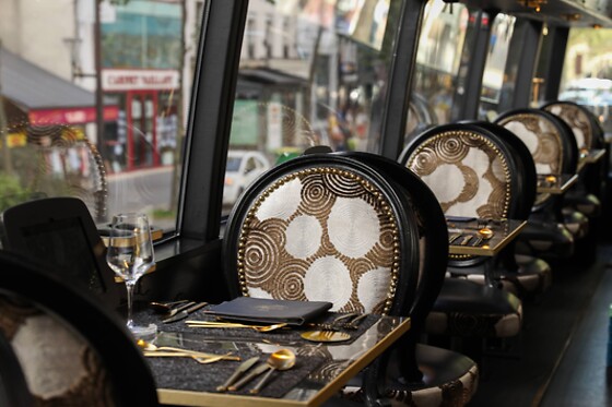 Un repas pour 2 à bord du Bus Toqué à Paris (75008)