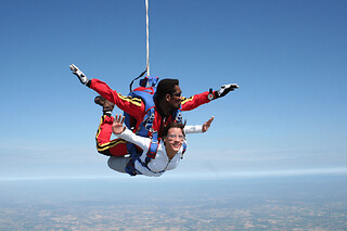 Saut en Parachute en tandem à Lons-le-Saunier (39)