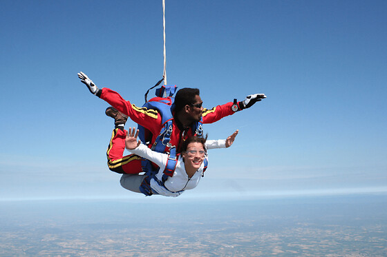 Saut en Parachute en tandem à Lons-le-Saunier (39)