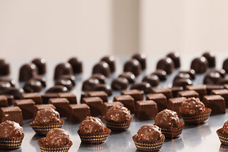 Atelier fabrication de bonbons de chocolat à Nice (06)