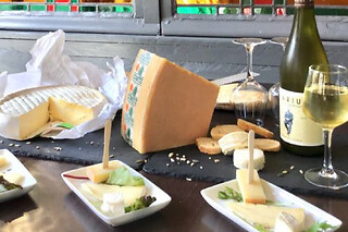 Food Tour en après-midi dans le Vieux Lyon (69)