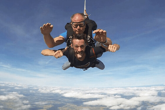 Saut en Parachute en tandem proche de Maubeuge (59)