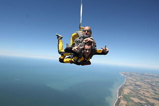 Saut en Parachute en tandem au Havre (76) - Saut en Tandem