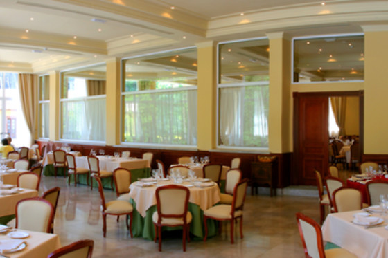 GRAN HOTEL PELAYO - photo 2