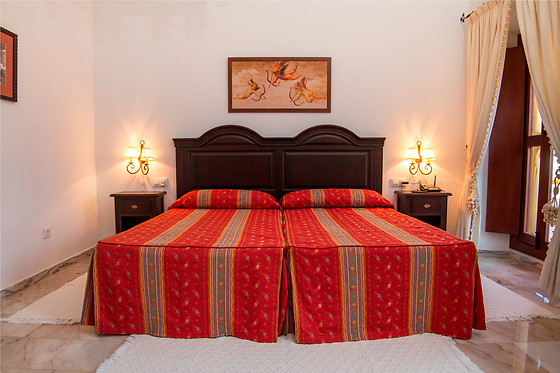 HOTEL BODEGA EL MORAL - photo 2