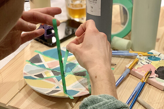 Atelier peinture sur céramique & goûter à Paris 3ème - Formule goûter - 2h