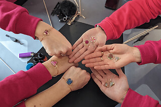 Atelier bijou en résine UV à La Rochelle (17)