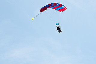 Un saut en parachute en tandem - Skydive Maubeuge - Vieux-Reng (59)