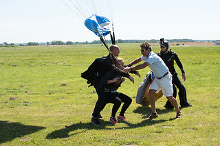 Un saut en parachute en tandem - Skydive Maubeuge - Vieux-Reng (59)