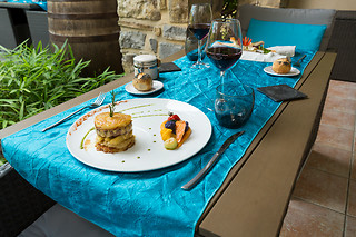 Repas pour deux au Jardin aux Sources à Brissac (34)