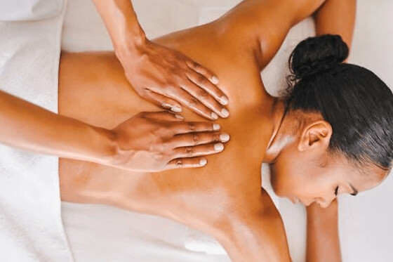 Massage apaisant à Montpellier (34) - Gommage & massage - 45 min