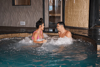 SPA & massage en duo sur les bords du lac d'Annecy (74) - Pack SPA 2h & 1 massage sur lit d'hydrojets de 30 mn