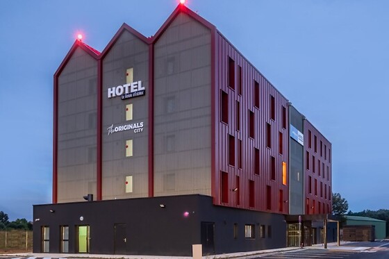 Hotel The Originals Le Relais d'Estillac Agen Sud - photo 0