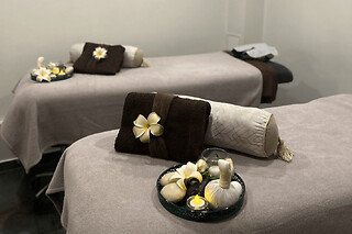 Massage à Paris 8ème - Massage californien - 1h