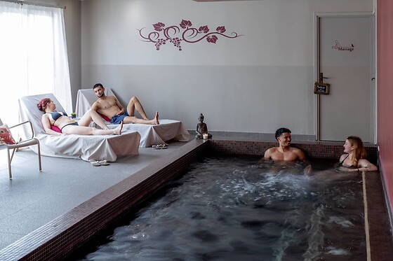 Un accès au spa et un massage du corps en duo à La Distillerie de Pézenas à Pézenas (34)