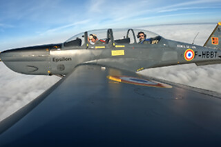 Vol en avion de chasse - Black Bird Aviation - Boissy-l'Aillerie (95)