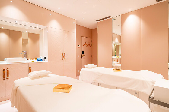 Un gommage du corps au Spa TERRAKÉ - Hôtel Bowmann à Paris (75008)