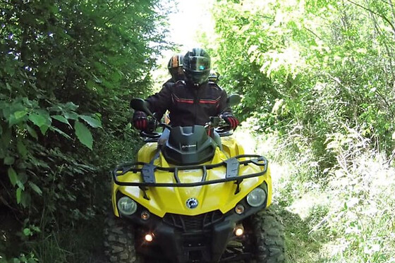 Randonnée Buggy à Couches dans les vignobles bourguignons - Randonnée Buggy Plaisir - 1 heure