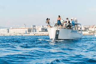 Après-midi en bateau privatisé dans les Calanques de Marseille - De 1 à 7 personnes