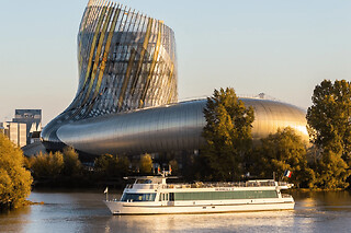 Croisière au fil de l'eau sur la Garonne à Bordeaux (33)