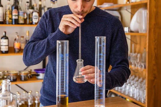 Atelier fabrication de votre Pastis à Aix-en-Provence (13)