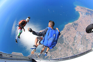 Saut en parachute au-dessus des Sables-d'Olonne (85) - Tarif Période Verte