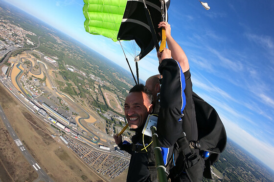 Saut en Parachute en tandem au Mans (72) - Saut en parachute