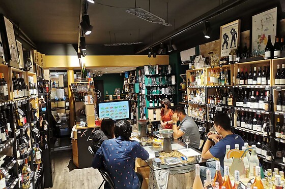 Un atelier d'œnologie pour deux chez Cave Vin/20 à Nantes (44)