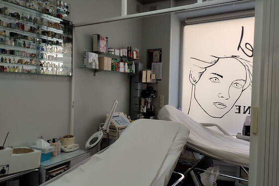 ESTETICA Y PELUQUERIA ANA ISABEL - photo 2