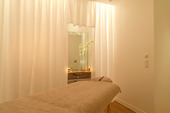 Une séance de lit massant pour deux à l'Institut MassäG & Aesthetic à Paris (75008)