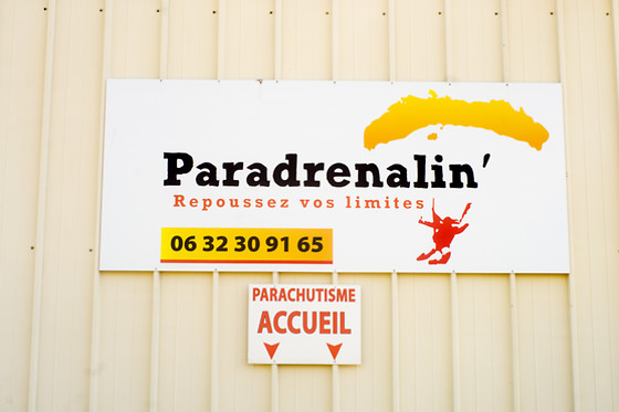 Saut en parachute en tandem - Paradrenalin' - Tallard (05)