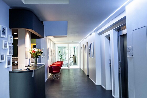 Utopia Hotel Mons - photo 4