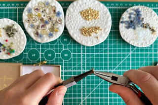 Atelier montage de bijoux à Templemars (59)
