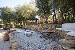 Au Dolmen Provencal