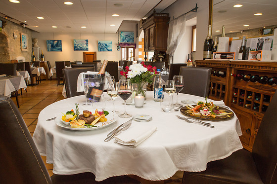 Repas pour 2 à l'Hostellerie des Remparts à Delle (90)