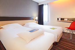 KYRIAD TOURS SUD CHAMBRAY