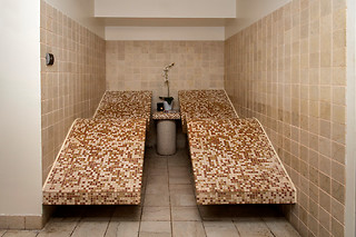 Un accès au hammam et un massage du dos chez Arômes et Bien-Être Concept Spa à Saulx-les-Chartreux (91)