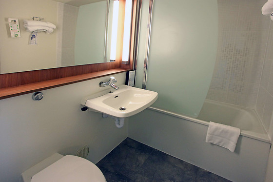 Hôtel Campanile Angers Ouest - Beaucouzé - photo 6