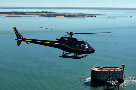 Vol panoramique en hélicoptère - Héliberté - La Rochelle (17)