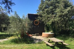 Les Roulottes et Cabanes de Saint-Cerice