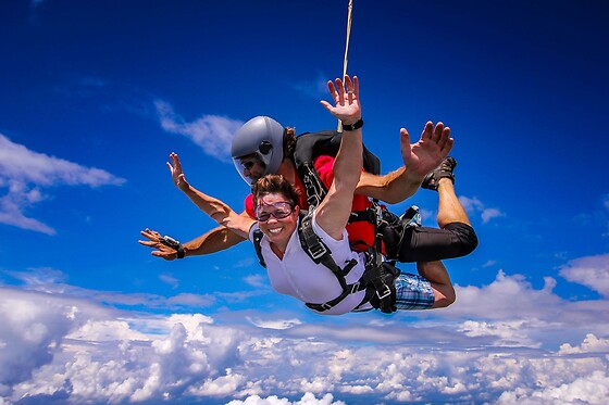 Saut en parachute en tandem - CERPS de Tallard - Tallard (05)
