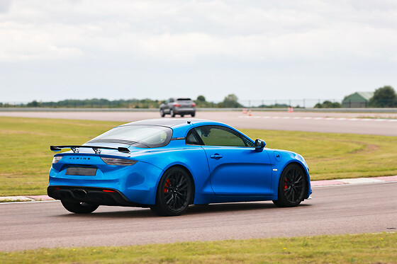 Découverte Alpine A110S (3 tours) sur le Circuit de Haute Saintonge (17)