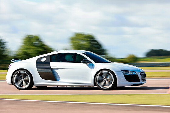 Découverte Audi R8 V10 (5 tours) sur le Circuit de Pont l'Evèque (14)