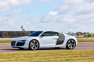 Découverte Audi R8 V10 (5 tours) sur le Circuit de Pont l'Evèque (14)