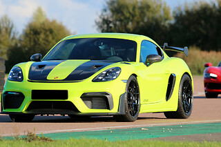 Découverte Porsche Cayman 718 GT4 RS (4 tours) sur le Circuit de Haute Saintonge (17)