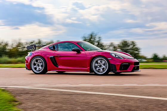 Découverte Porsche Cayman 718 GT4 RS (4 tours) sur le Circuit de Haute Saintonge (17)