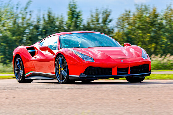 Découverte Ferrari 488 GTB (4 tours) sur le Circuit de Haute Saintonge (17)