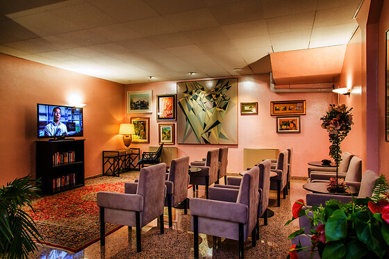Albergo Diana - photo 9