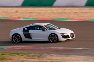 Découverte Audi R8 V10 (5 tours) sur le Grand Circuit du Roussillon (66)
